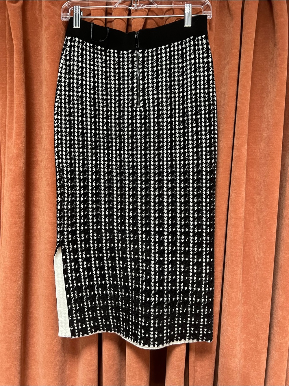 Ted Baker Black and White Houndstooth Midi Skirt - Picture 3 of 7